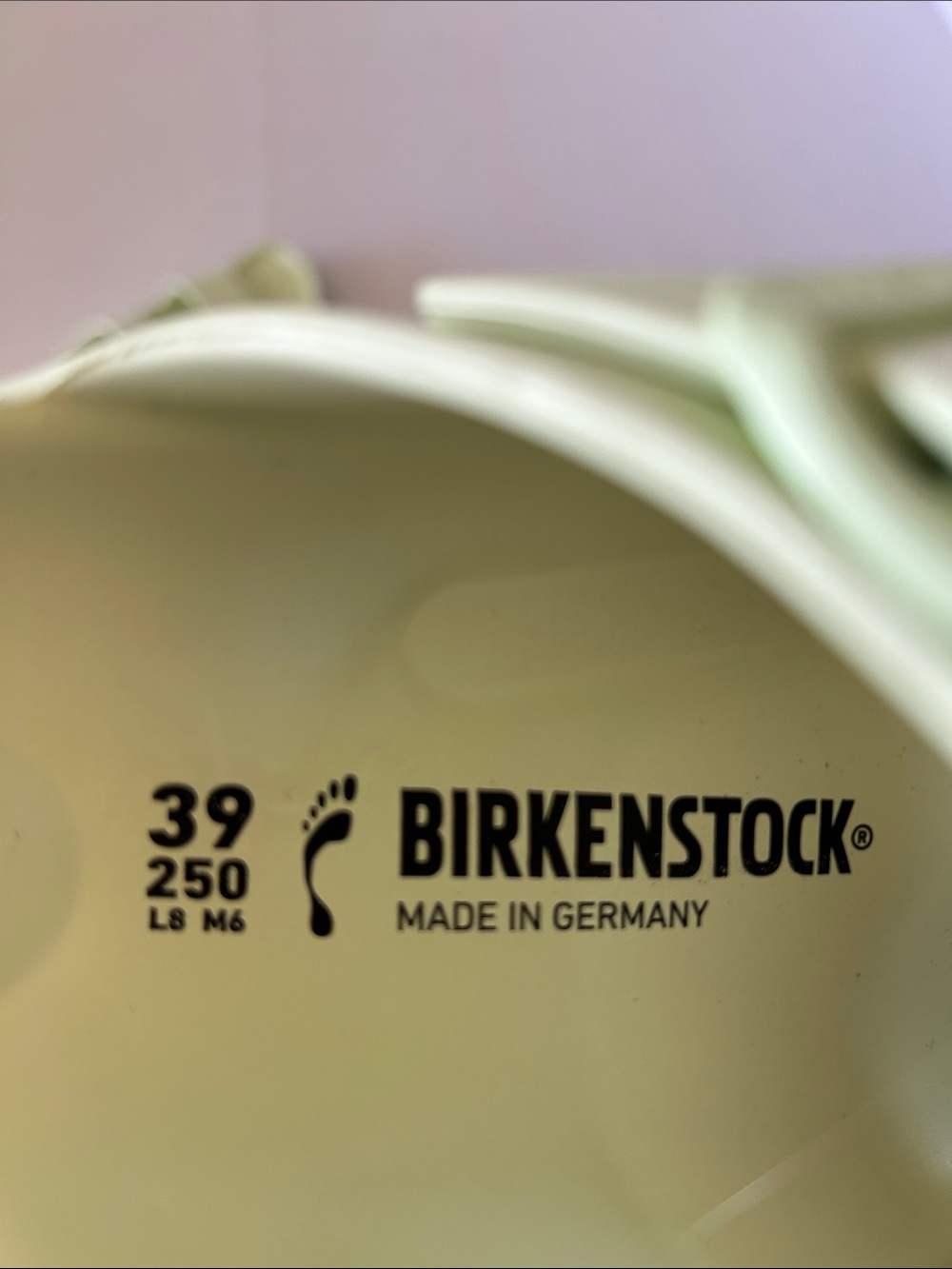BIRKENSTOCK ARIZONA LIGHT LIME COLOR DOUBLE BUCKLE MADE IN GERMANY SZ 39 - Picture 6 of 6